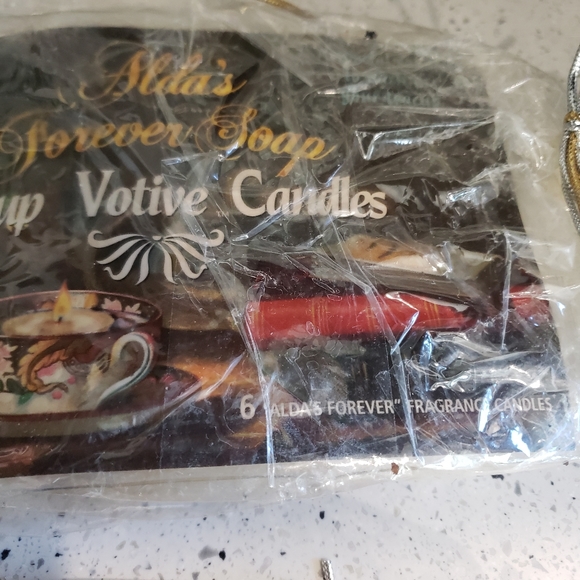 Aldas Forever Teacup Votive Candles 12pc - Picture 9 of 10